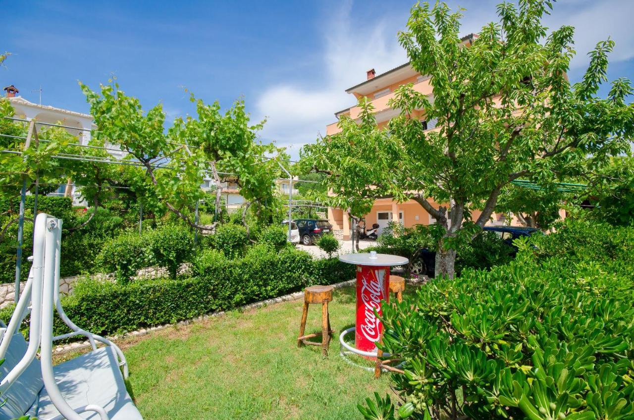 Apartments Rajka Lopar Exterior photo